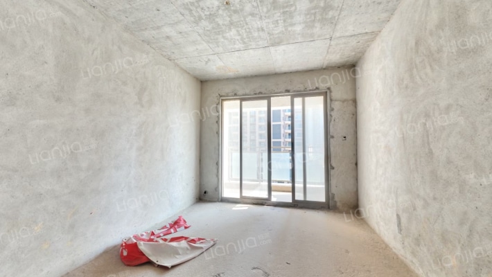 德安華府二手房实景图