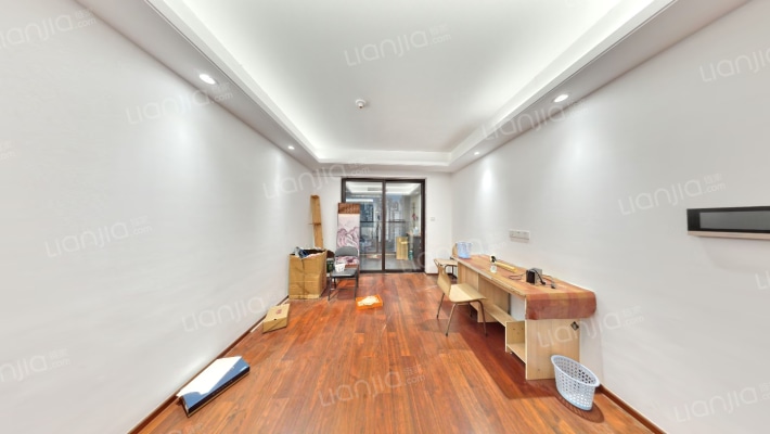 福晟钱隆府二手房实景图