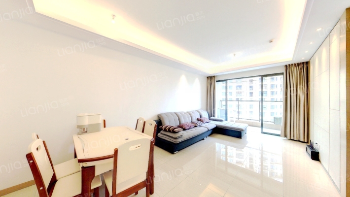 泷景三期二手房实景图