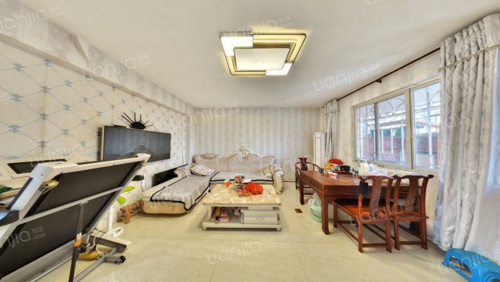 宏宙花园二手房实景图