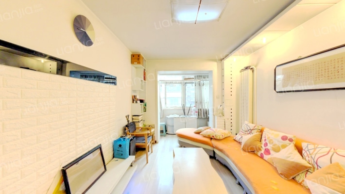 红九小区二手房实景图