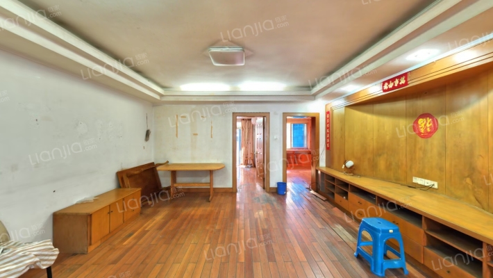 温泉公寓二手房实景图