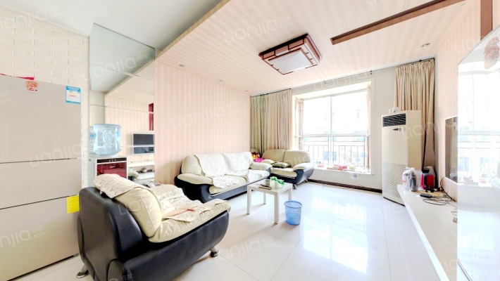 新锦华苑小区二手房实景图