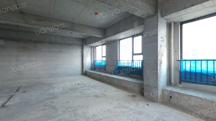 昌建·MOCO湖畔国际二手房实景图