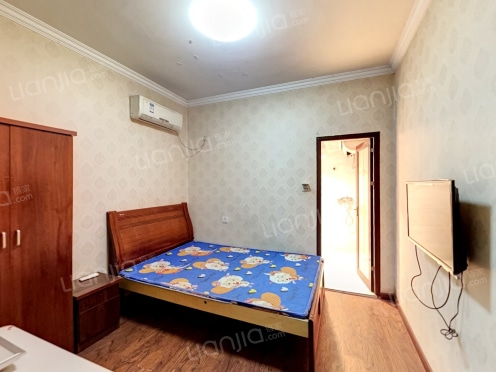 合租·凤麟苑 4居室 南卧