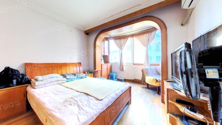 场中路2601弄二手房实景图