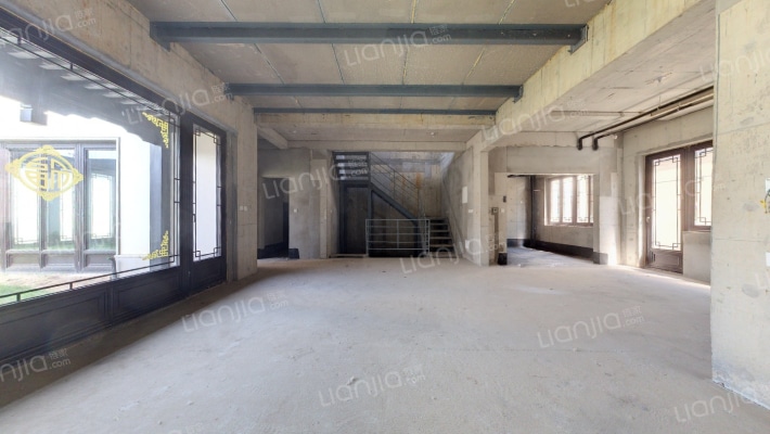 融创揽月府四期二手房实景图