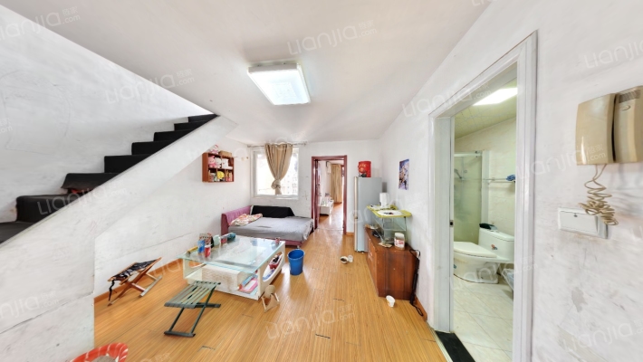 建绿新苑二手房实景图