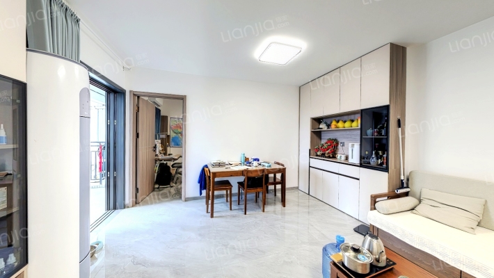 保利麓苑二手房实景图