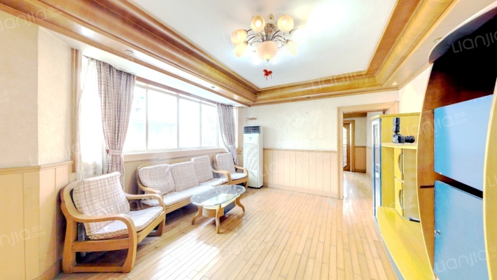 荣丰花园二手房实景图