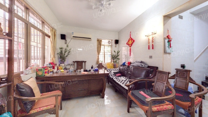 南海花园别墅区二手房实景图