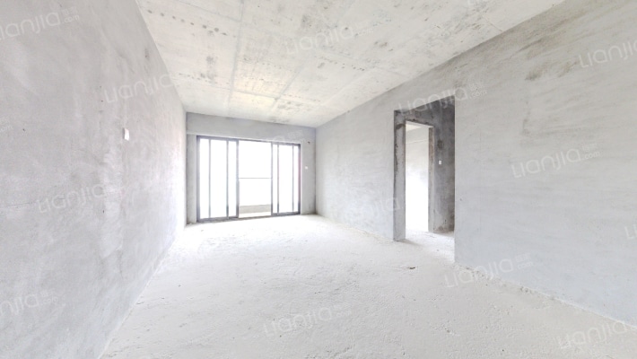 星河丹堤G区二手房实景图
