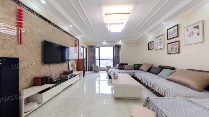 国际社区江御二手房实景图