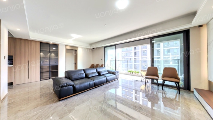 中交鹭鸣九章二手房实景图