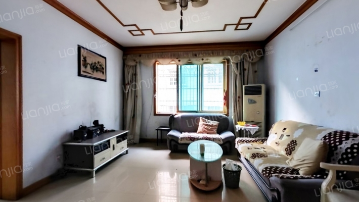 金属大院二手房实景图