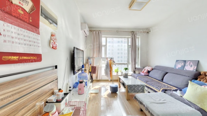 昊源高格蓝湾二手房实景图