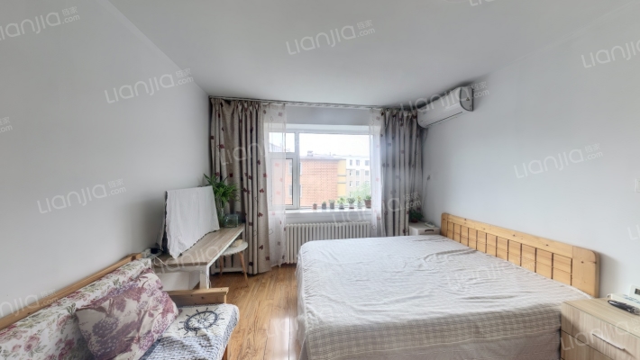 南岭小学住宅二手房实景图