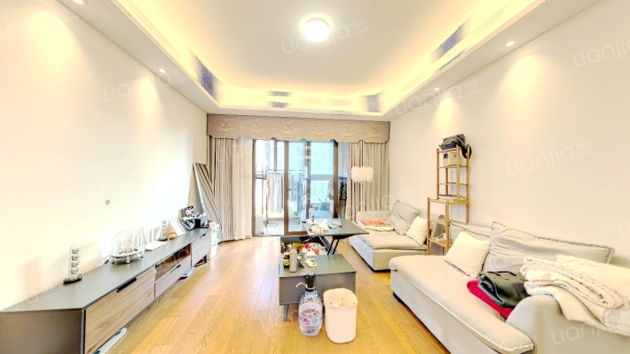 旭辉铂宸府二手房实景图