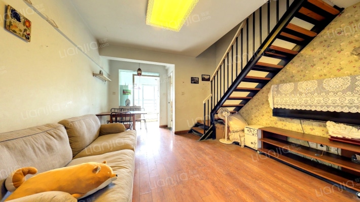 时代领地二手房实景图