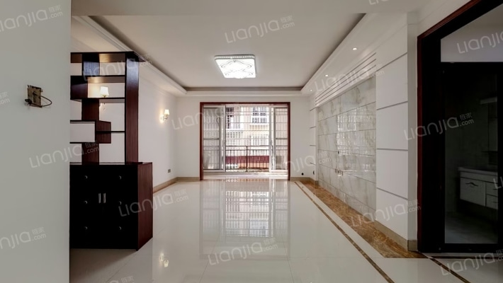 枫丹雅苑二手房实景图