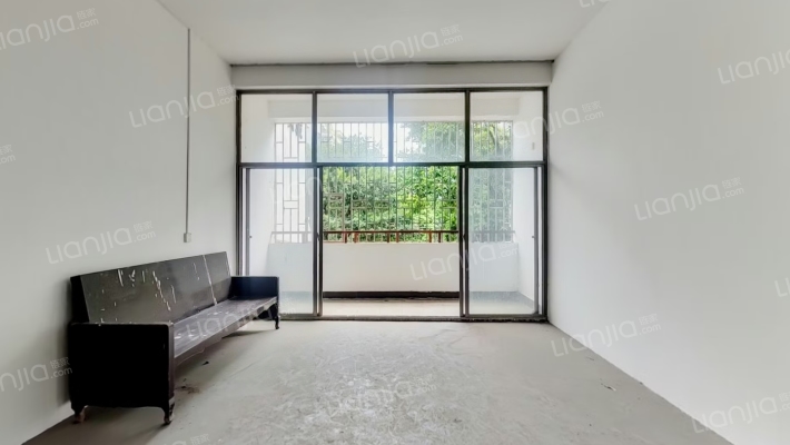 在水一方A段二手房实景图