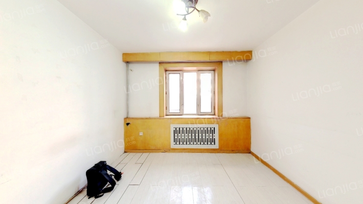 育英小区二手房实景图