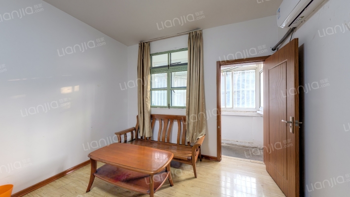 冶山道院525号二手房实景图