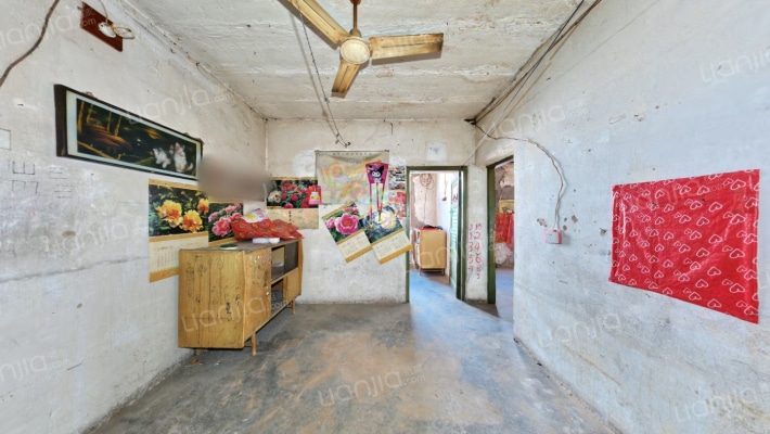 烟厂后街108号二手房实景图