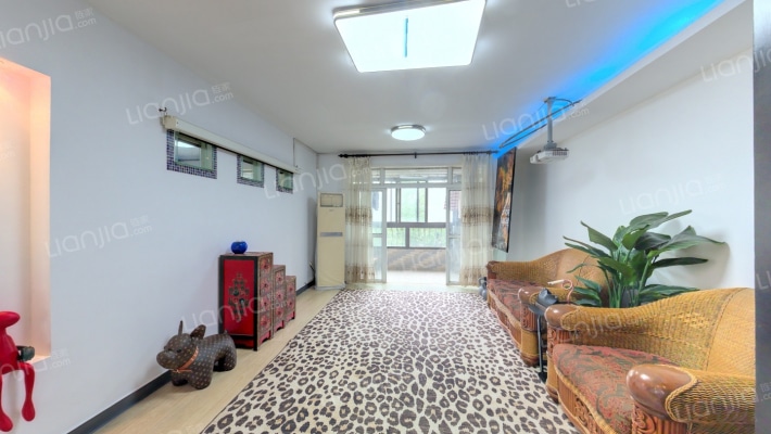 天地新城天权座二手房实景图