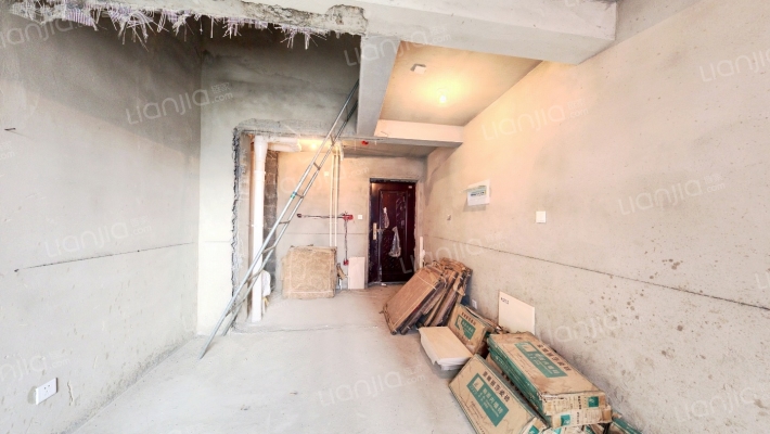 金地·中央大街二手房实景图