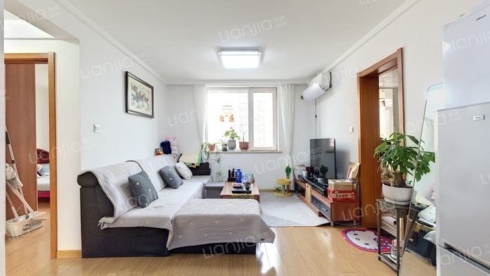 东海仪园二手房实景图