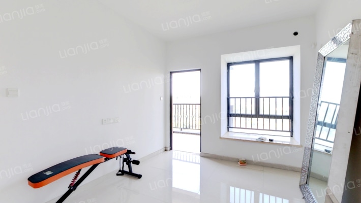 嘉美小镇二手房实景图