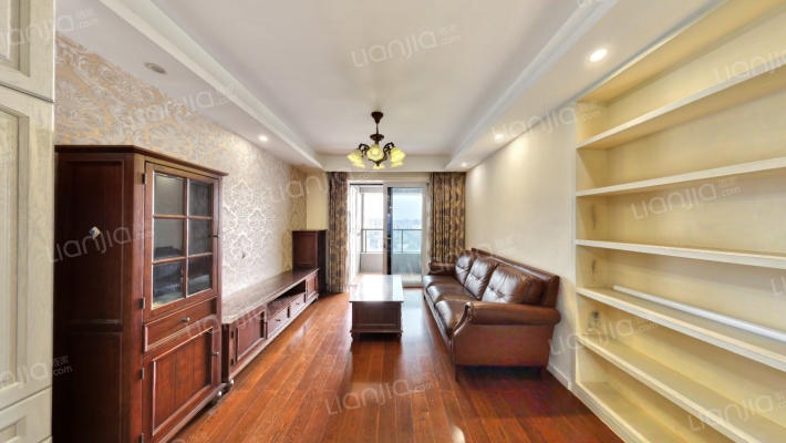 滨江凯旋门二手房实景图