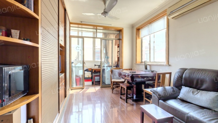 番禺路305弄二手房实景图