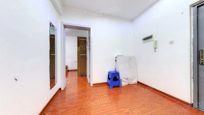 鲁尔新天地二手房实景图