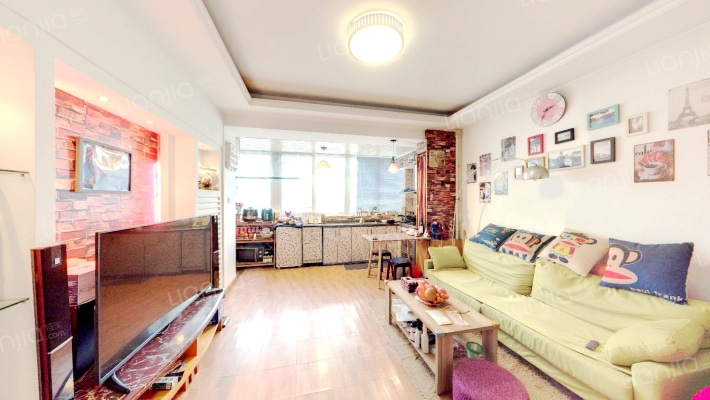 荣安世家二手房实景图