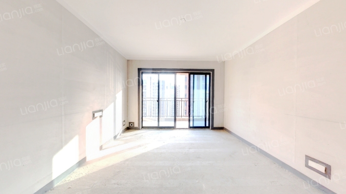 碧桂园抱龙湾二手房实景图