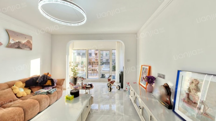 珑湾翡翠城二手房实景图