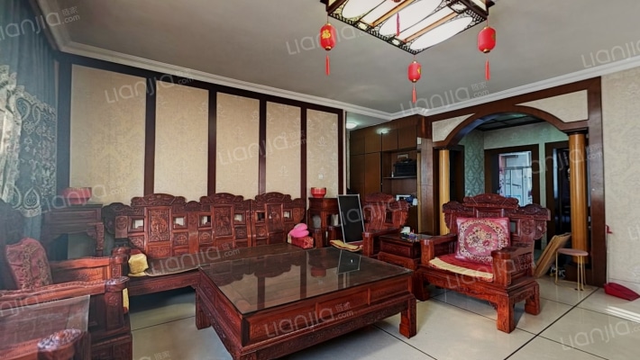 城东路六百六十六弄二手房实景图