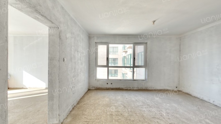 东申凤凰城二手房实景图