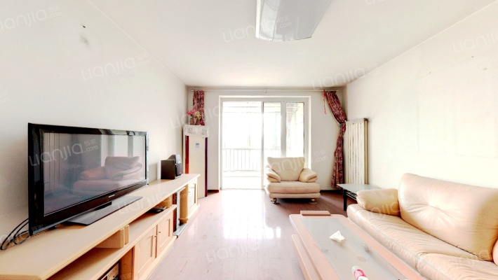 新石中路195号二手房实景图