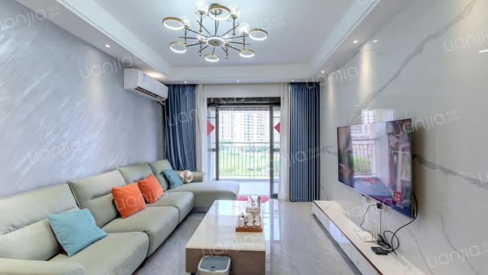 御龙山盛荟二手房实景图