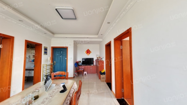 东飞花园二手房实景图