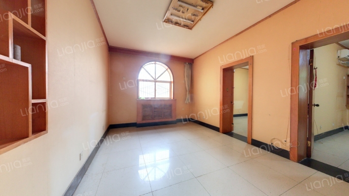 伟龙小区二手房实景图