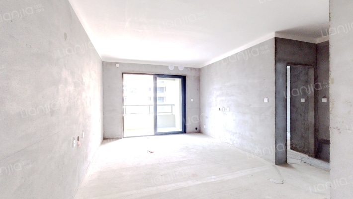 泰山誉景朗誉园二手房实景图