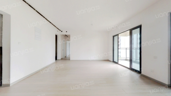 蓝光晶曜雅苑二手房实景图