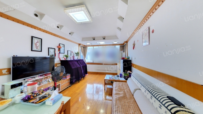 漕泾新村一区东区二手房实景图