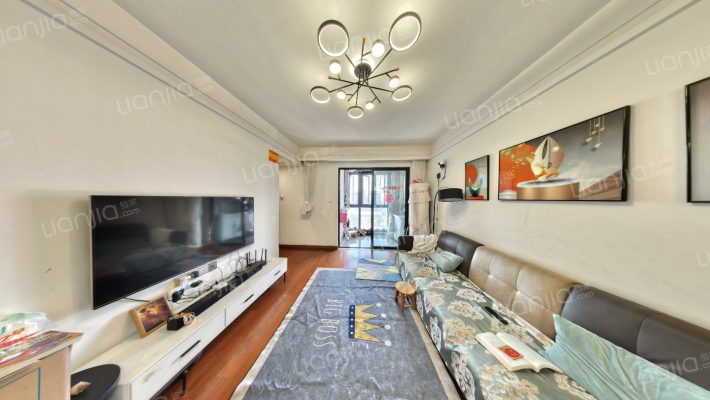 保利洪源泰府二手房实景图