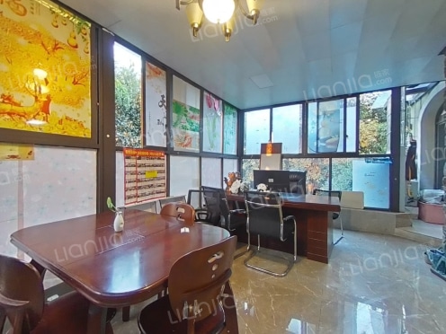 整租·富悦麓山别苑 1室2厅 东南