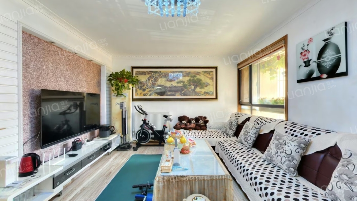 荣盛阿尔卡迪亚二手房实景图